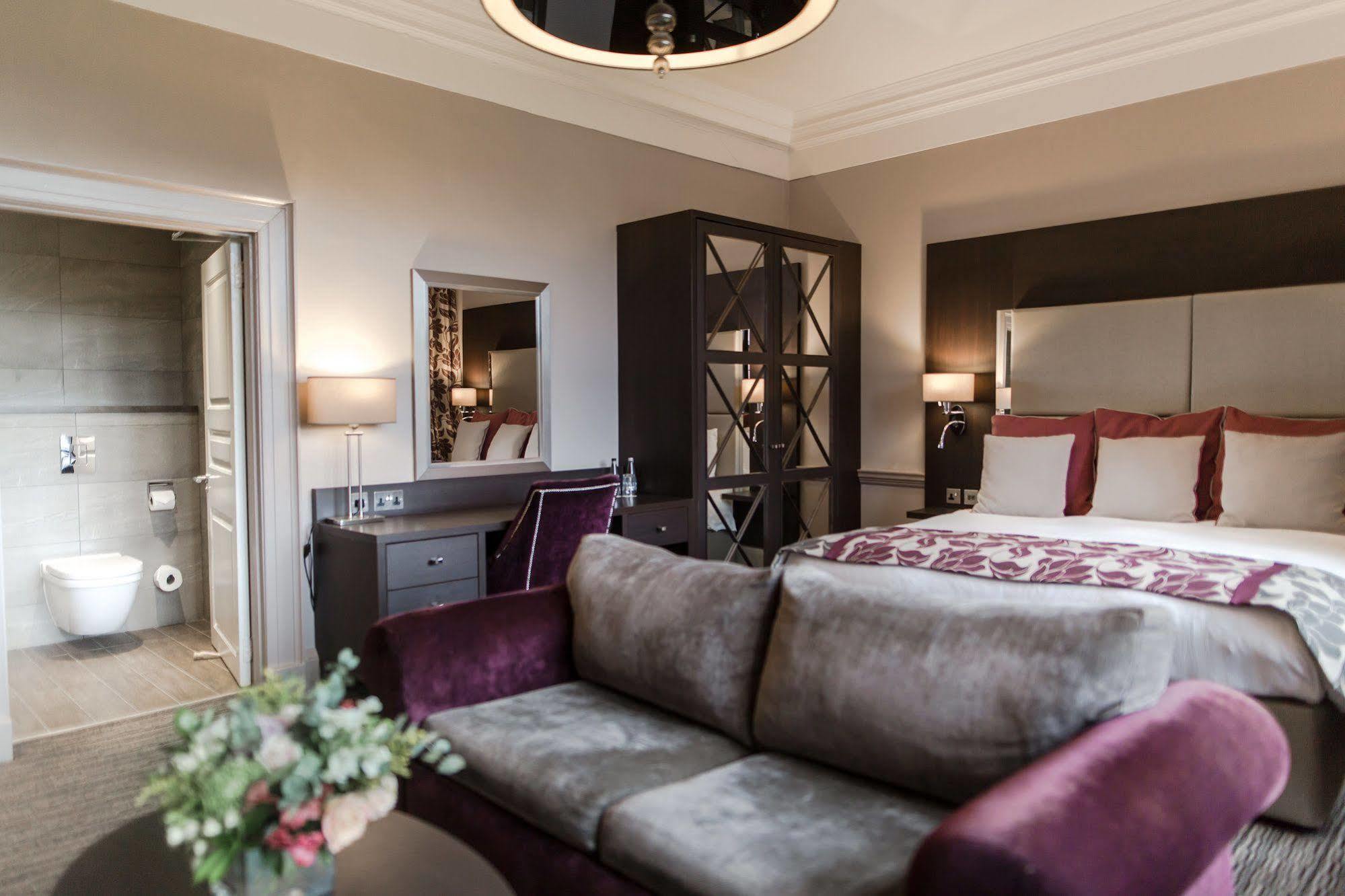 Abbey House Hotel Барроу-ин-Фернесс Экстерьер фото